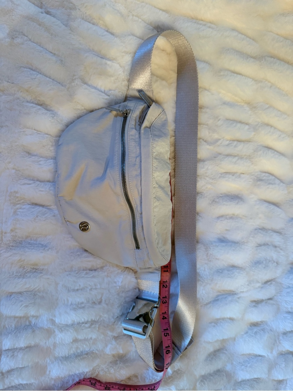 lululemon athletica beige crossbody belt bag